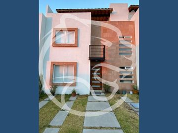 OPORTUNIDAD CASA EN VENTA EN EL CONDADO