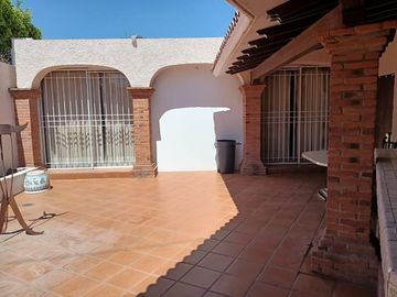 CASA EN VENTA EN COLONIA GUADALUPE
