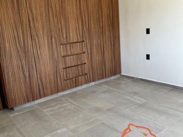 CASA EN VENTA NUEVA EN GRAND JURIQUILLA