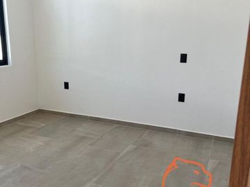 CASA EN VENTA NUEVA EN GRAND JURIQUILLA