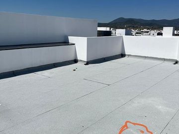 CASA EN VENTA NUEVA EN GRAND JURIQUILLA