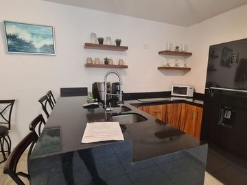 CASA AMUEBLADA EN VENTA EN NUEVO ALTATA