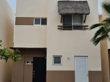 CASA AMUEBLADA EN VENTA EN NUEVO ALTATA