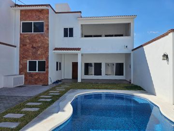 Casa en  venta en Tequesquitengo, Morelos