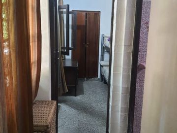 00036 Amplia casa para 10 personas sobre Av. Principal en Villa Cura Brochero