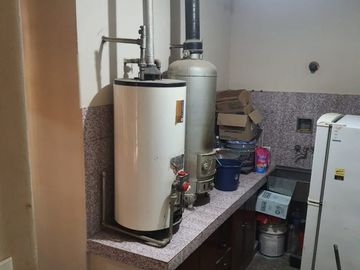 00036 Amplia casa para 10 personas sobre Av. Principal en Villa Cura Brochero