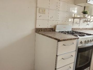 Departamento en venta de 2 dormitorios c/ cochera en San Cristóbal