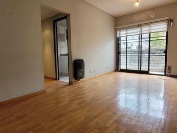 Departamento en venta de 2 dormitorios c/ cochera en San Cristóbal