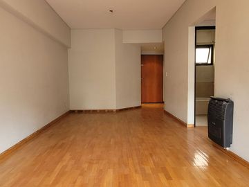 Departamento en venta de 2 dormitorios c/ cochera en San Cristóbal