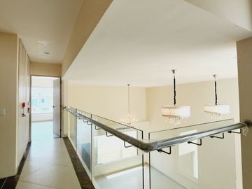Casa en Venta Con opcion recámara planta baja, alberca, jacuzzi Fracc LAS PALMAS