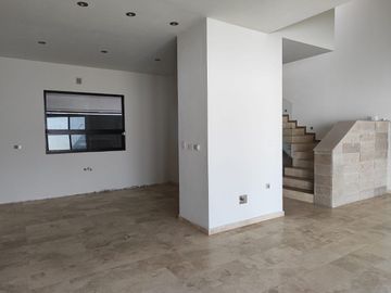 Casa en venta la escondida Saltillo