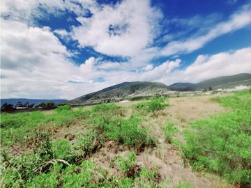 EN VENTA TERRENO DE 2500 METROS EN SAN ANTONIO DE PICHINCHA