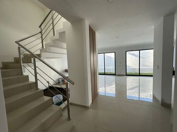 Zen Life: Exclusiva Residencia en Venta, Roof Garden, 3 Recamaras, Premium.