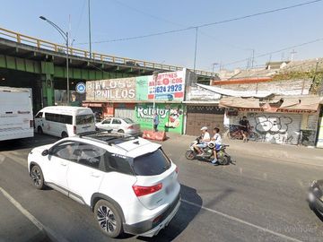 Casa en venta con uso de suelo mixto