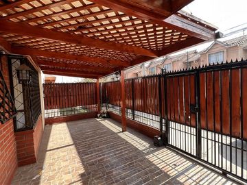 Casa en Venta en Lo Bascuñan!!A pasos del metro Quilicura!!!!