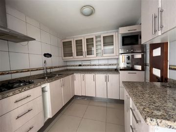 Casa en Venta en Lo Bascuñan!!A pasos del metro Quilicura!!!!