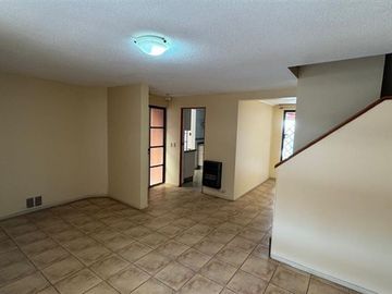 Casa en Venta en Lo Bascuñan!!A pasos del metro Quilicura!!!!