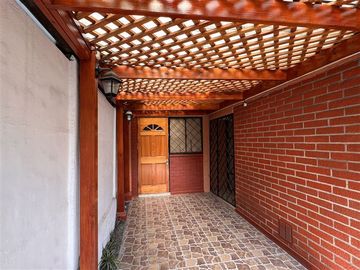 Casa en Venta en Lo Bascuñan!!A pasos del metro Quilicura!!!!