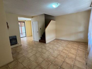 Casa en Venta en Lo Bascuñan!!A pasos del metro Quilicura!!!!