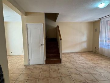 Casa en Venta en Lo Bascuñan!!A pasos del metro Quilicura!!!!