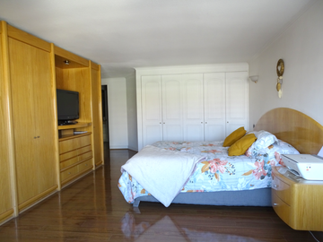 Departamento en Venta en Av. Colon con Hernando de Magallanes