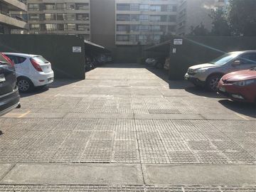 Departamento en Venta en Av. Colon con Hernando de Magallanes