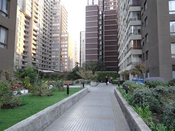Departamento en Venta en Santa Isabel / Tocornal !!