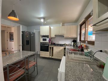 Casa en Venta en El Carmen/Colegio Pumahue!