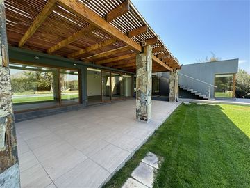 Casa en Venta en Condominio El Algarrobal!!! Oportunidad!!!!