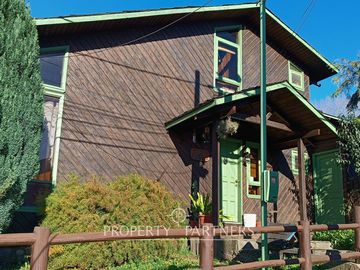 Casa esquina en sector costanera de Panguipulli