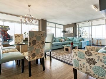¡OPORTUNIDAD! Impecable departamento con excelente ubicación