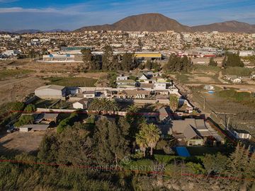 Parcela en Vegas Sur para uso residencial o comercial