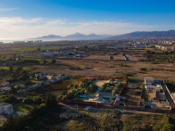 Parcela en Vegas Sur para uso residencial o comercial