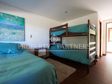 Casa mediterránea y moderna en exclusivo condominio Cantagua