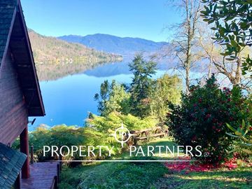 Casa con espectacular vista y 90 mts de orilla de lago Panguipulli