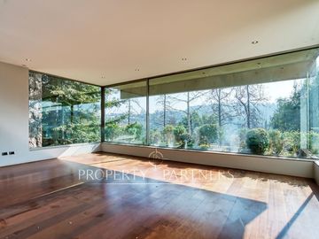 Exclusivo y fino departamento en Valle Escondido