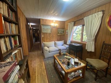 Casa vista panorámica al lago Ranco y su entorno