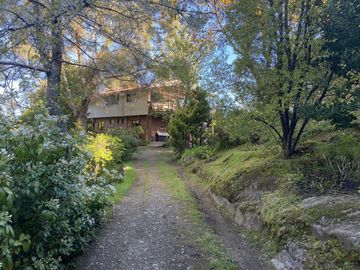 Casa vista panorámica al lago Ranco y su entorno