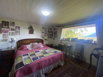 Casa vista panorámica al lago Ranco y su entorno