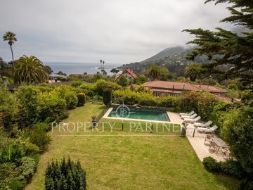 Espectacular casa Zapallar excelente ubicación y vista al mar