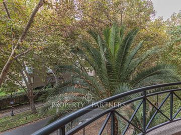 Departamento en venta con acogedora vista cercano a Los Leones y Eliodoro Yáñez.