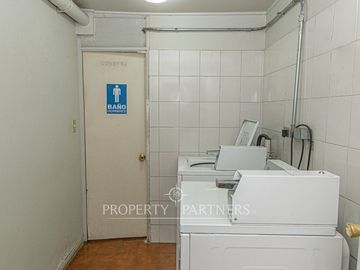 Departamento en venta con acogedora vista cercano a Los Leones y Eliodoro Yáñez.