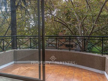 Departamento en venta con acogedora vista cercano a Los Leones y Eliodoro Yáñez.