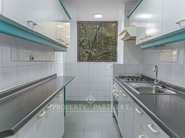 Departamento en venta con acogedora vista cercano a Los Leones y Eliodoro Yáñez.