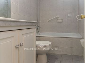 Departamento en venta con acogedora vista cercano a Los Leones y Eliodoro Yáñez.