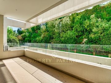 Espectacular departamento duplex con jardín, Los Domínicos