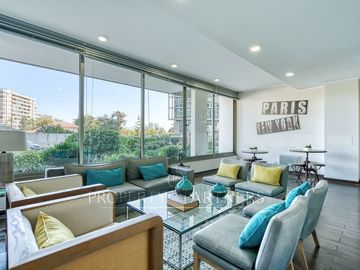 Departamento con Gran Vista, La Reina