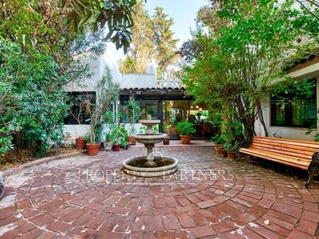 Oportunidad, Inigualable entorno, venta de casa en La Reina