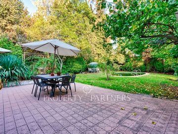 Oportunidad, Inigualable entorno, venta de casa en La Reina