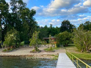 Casa con linda playa en Lago Panguipulli